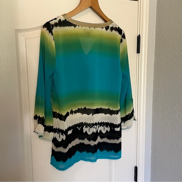 Tunic - Picture 2 of 9